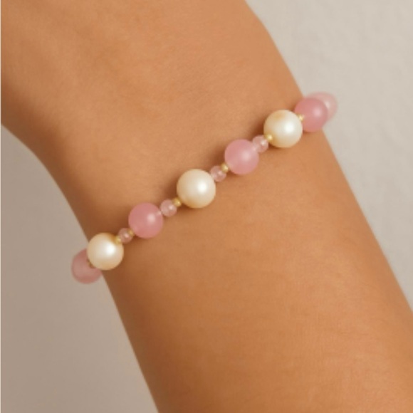 Source Unknown Jewelry - Beaded Bracelet Pink Gemstone and Imitation Pearls with Gold Tone Bead Spacers